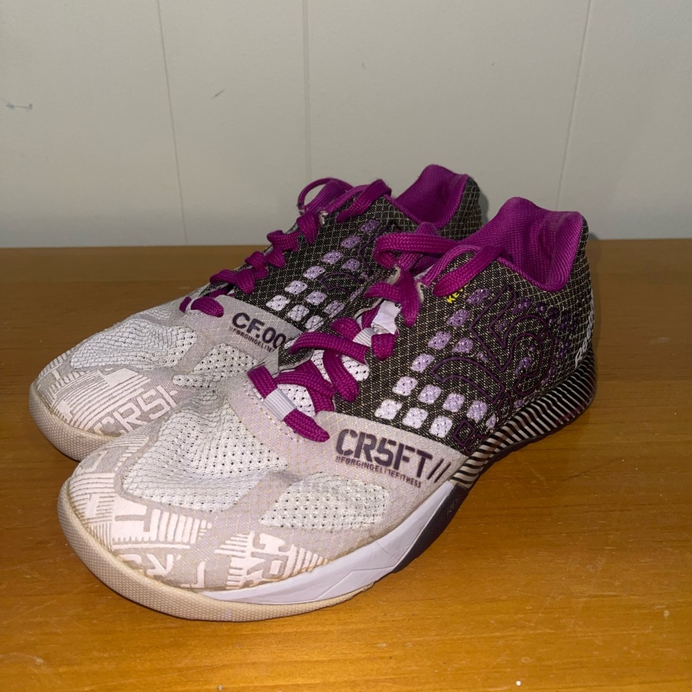 CF.00 Women's Cross-Training Shoes in White and Magenta